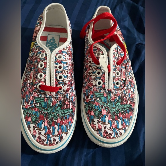 Brand new where’s Waldo Vans! Size 7.5 - Picture 1 of 2